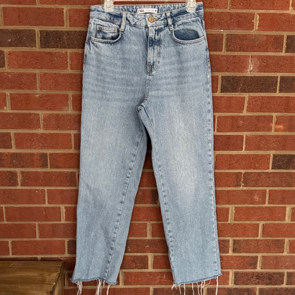 Zara Light Wash High Waisted Straight Leg Raw Hem Jeans